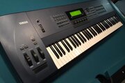 Synthétiseur Yamaha EX5